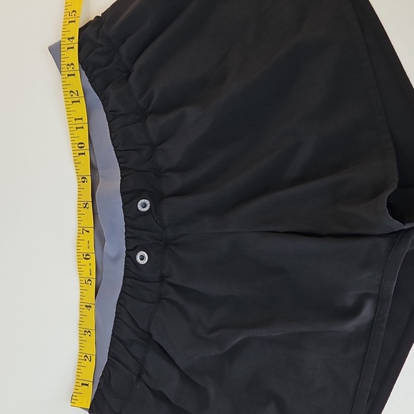 Title Nine Women's Black Athletic Shorts M - Picture 9 of 11